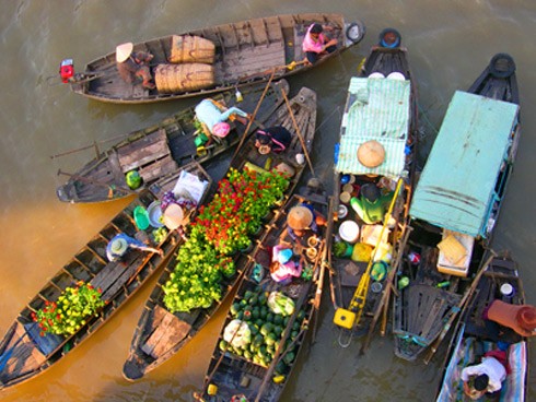 Chợ hoa nhìn từ trên cao.